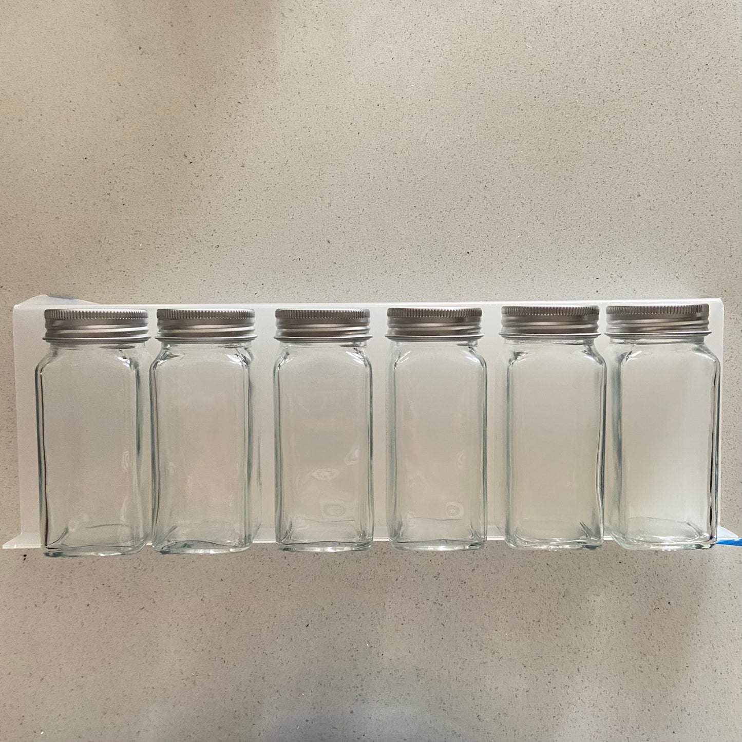 Especieros con base de acrílico